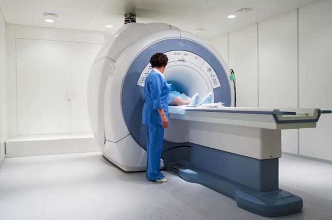 MRI diagnostika hrudní osteochondrózy